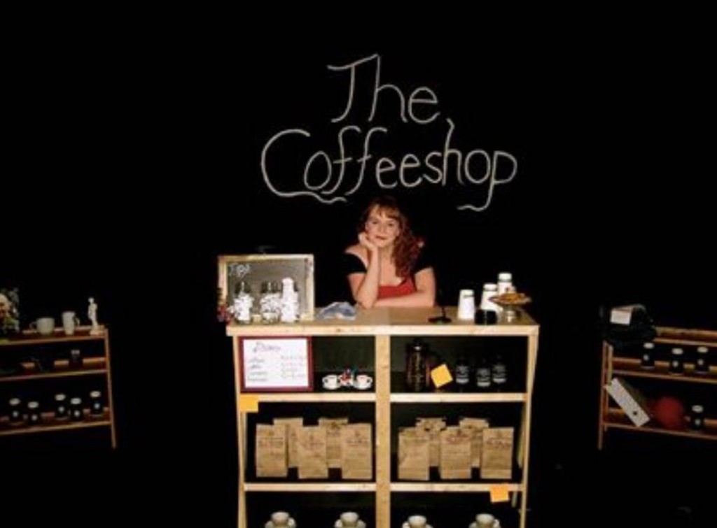 red-headed-coffee-shop-girl