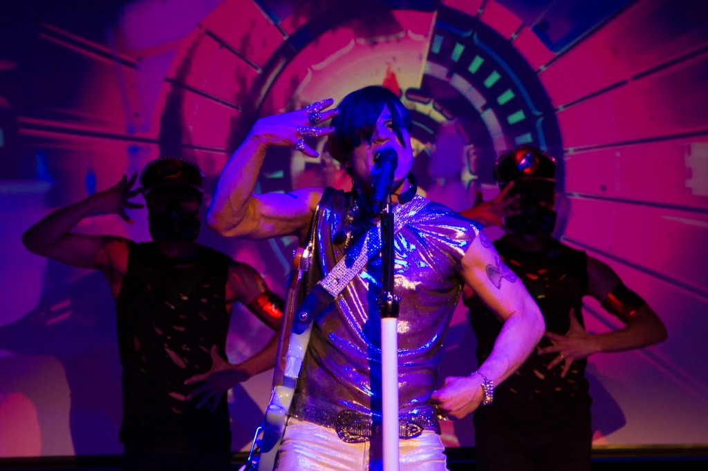 A Pop-tastic Gaga-esque Evening at the Stray Kat Gallery