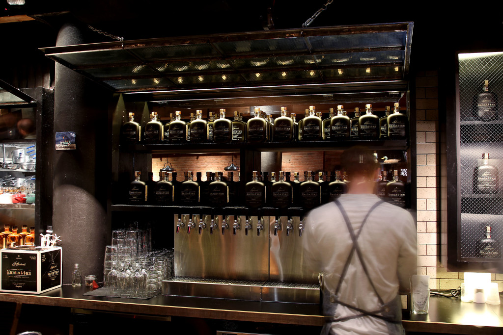 Esquire & Jefferson's Bourbon Debut their Bottled Cocktail Collaboration The Manhattan: Barrel Finished Cicktail at Porchlight Bar