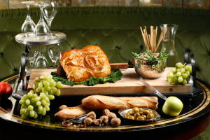 queen-of-the-night-salmon-wellington