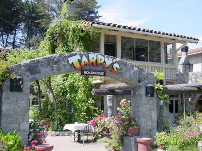 Monterey’s Tarpy’s Roadhouse Satiates Big Appetites