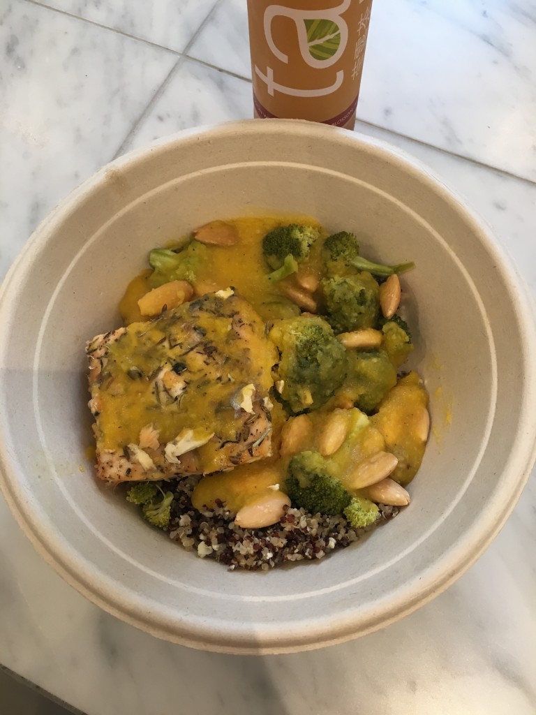 salmon-broccoli-bowl