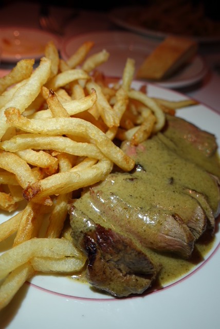 le_relais_de_venise_lentrecote_steak_frites