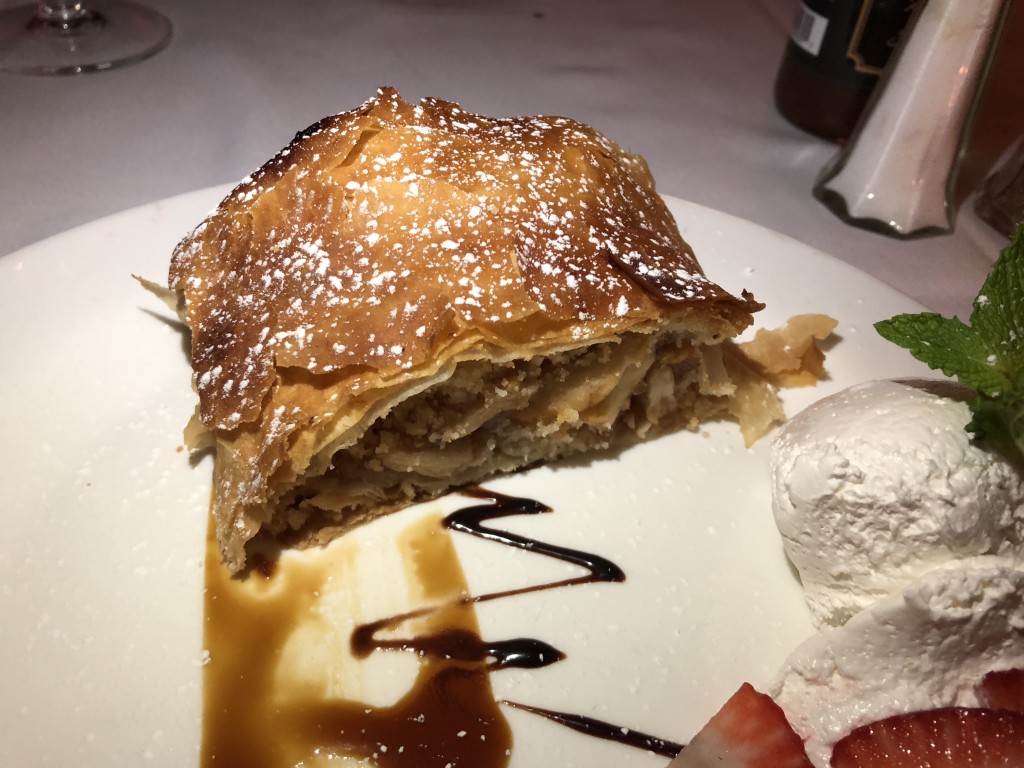 empire-apple-strudel