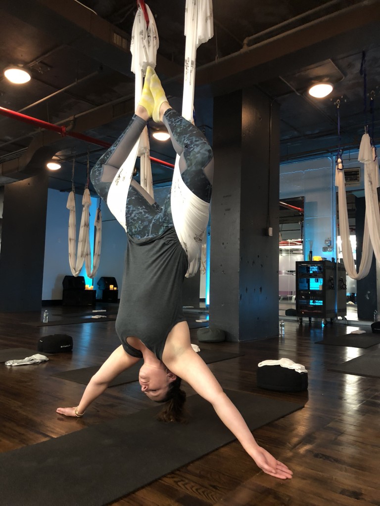 crunch-anti-gravity-yoga