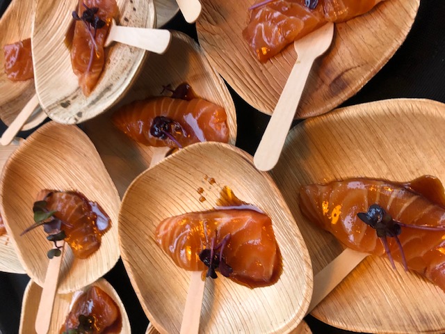 hole-in-the-wall-salmon