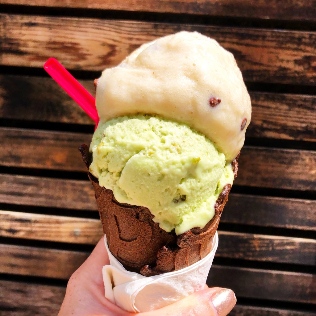 81922E10-C684-4B5D-BD20-843526551571