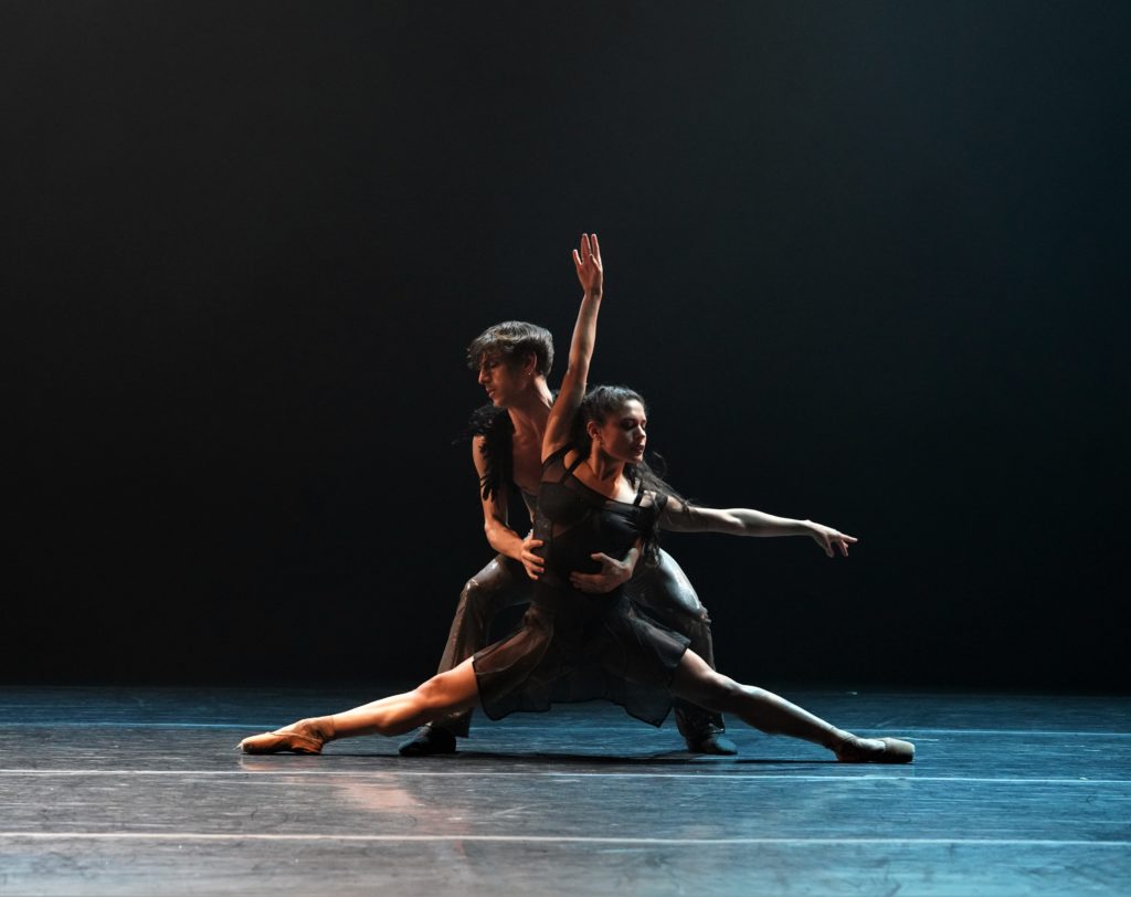 Complexions Contemporary Ballet Debuts “Love Rocks” Featuring Lenny Kravitz