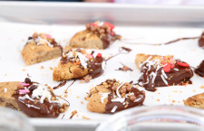 Make Your Own Chocolate at Voilá Chocolat