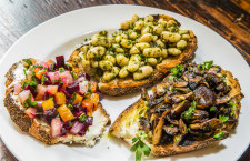 Grab a Glass of Wine at In Vino